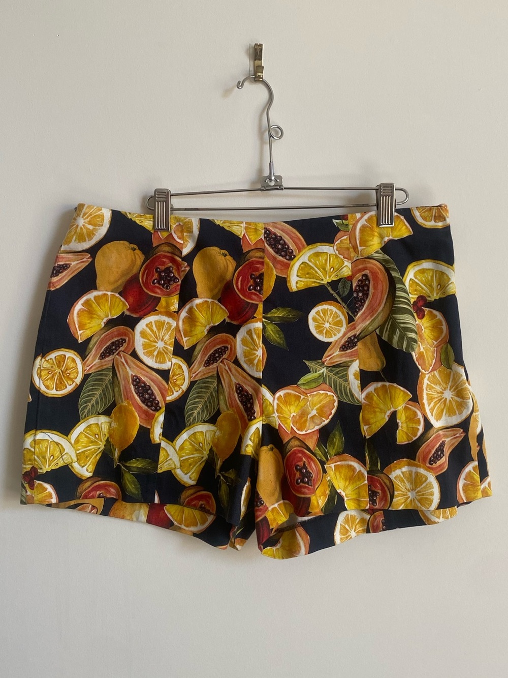 Gianni Bini Stone & Citrus Fruit Shorts